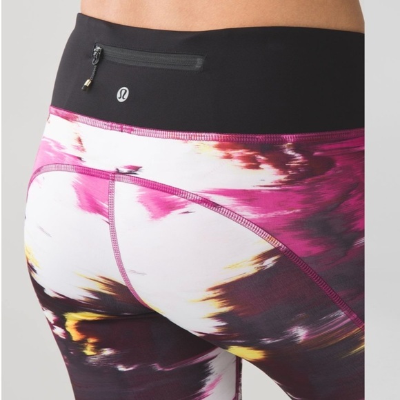 Lululemon Speed Tight IV Full-On Luxtreme Pigment Wind Berry Rumble Multi Size 2 - Picture 4 of 11